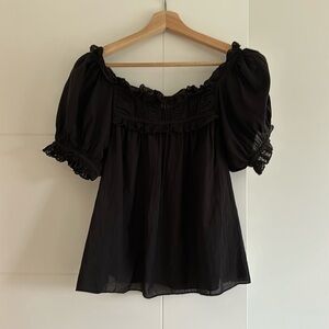 Doen Black Off-Shoulder Blouse